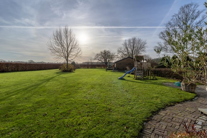 Foto 40 van Strijpenseweg 19