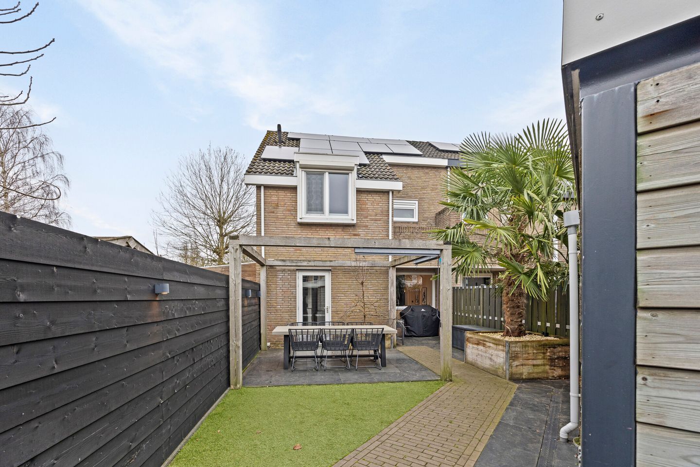 Foto 1 van Van Ruijsdaelstraat 11