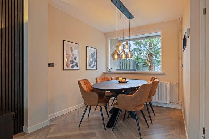 Foto 3 van Van Ruijsdaelstraat 11