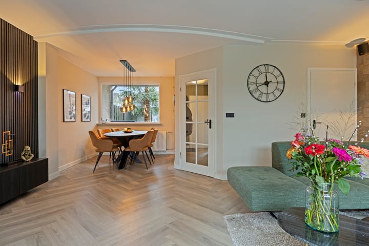 Foto 23 van Van Ruijsdaelstraat 11