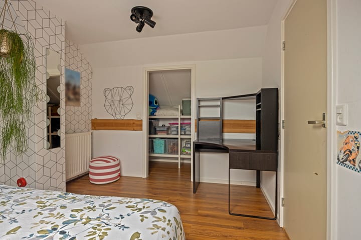 Foto 40 van Van Ruijsdaelstraat 11