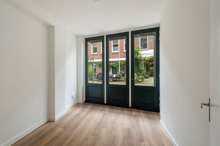 View photo 8 of Willem van Hillegaersbergstraat 131-A