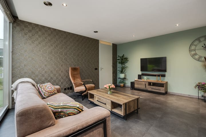 Foto 10 van Huygensstraat 121