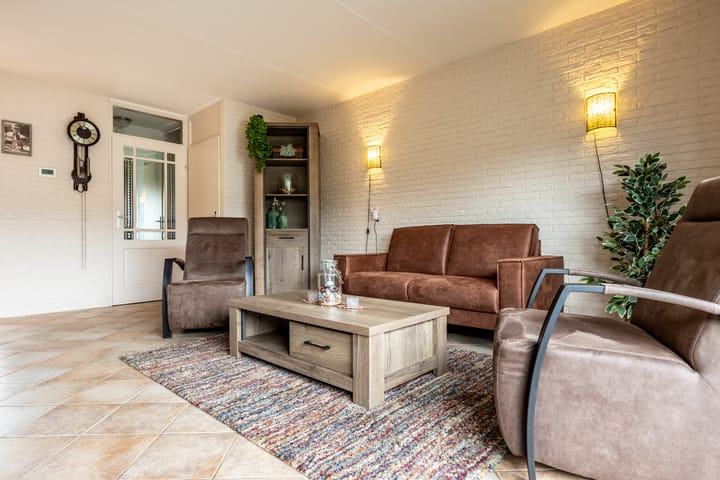 Foto 10 van Leeghwaterstraat 37