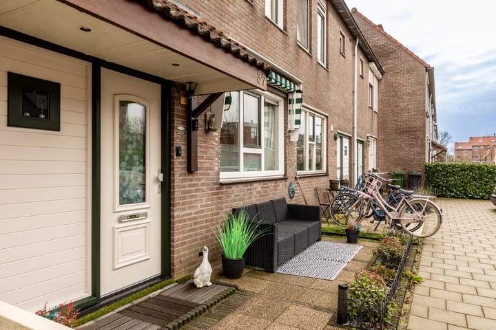 Foto 42 van Leeghwaterstraat 37