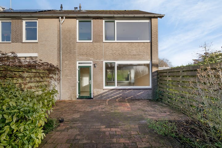 Foto 31 van Klaproos 8