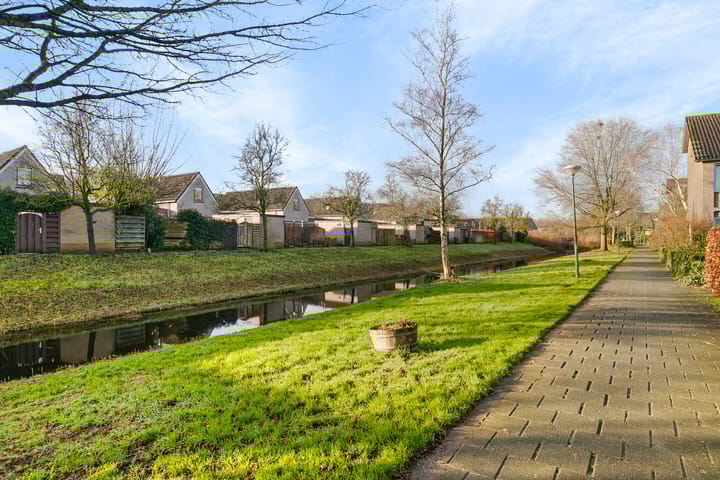 Foto 33 van Klaproos 8