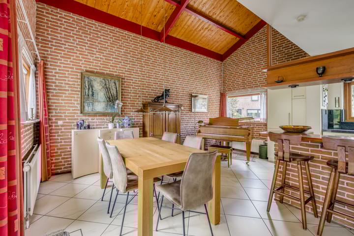 Photo 19 of Paul Huflaan 26