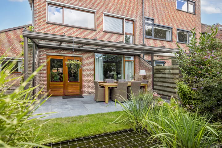 Photo 44 of Paul Huflaan 26