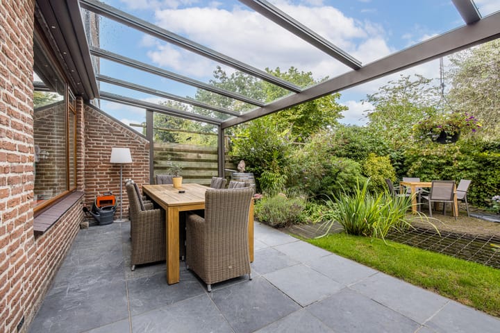 Photo 46 of Paul Huflaan 26