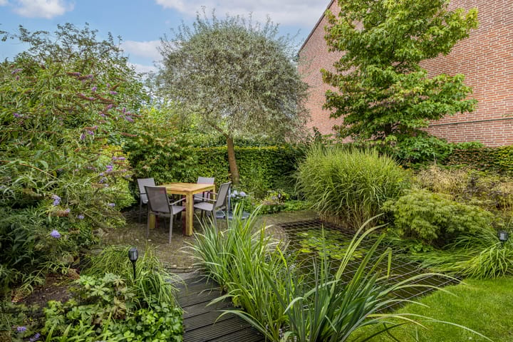 Photo 49 of Paul Huflaan 26