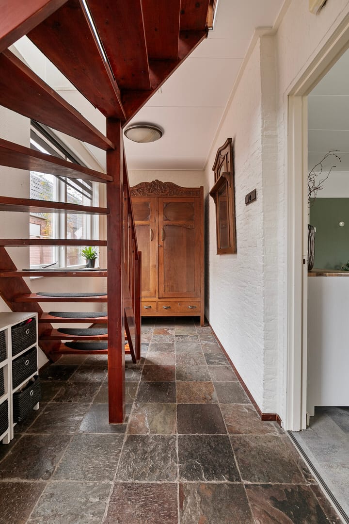 Foto 5 van Burg v Roijenstr Oost 103