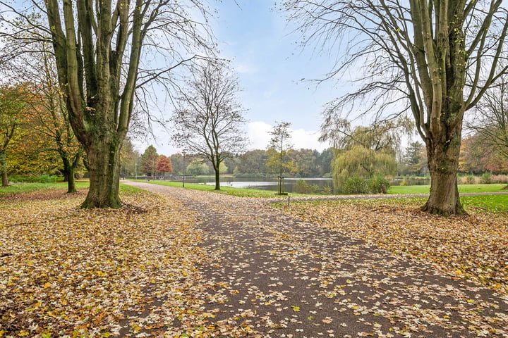 Bekijk foto 31 van Burg v Roijenstr Oost 103