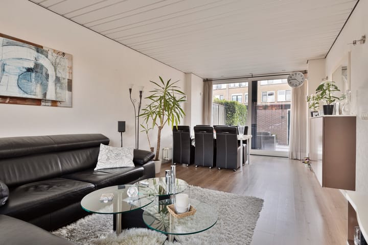 Foto 3 van J J P Tichlerlaan 19