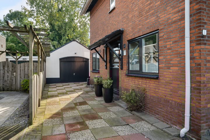 Foto 7 van Burgemeester van Meetelenstraat 4