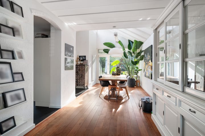 Foto 18 van Burgemeester van Meetelenstraat 4