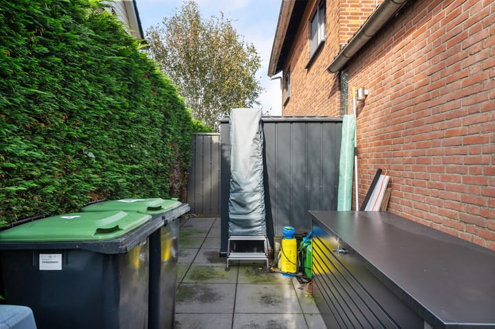 Foto 38 van Burgemeester van Meetelenstraat 4