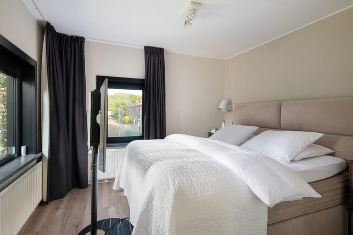 Foto 46 van Burgemeester van Meetelenstraat 4