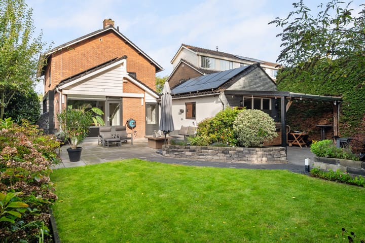 Foto 56 van Burgemeester van Meetelenstraat 4