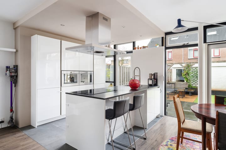 Foto 12 van Breitnerstraat 4