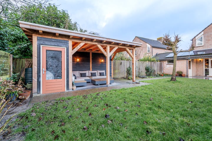 Photo 19 of Oosterbeemd 65