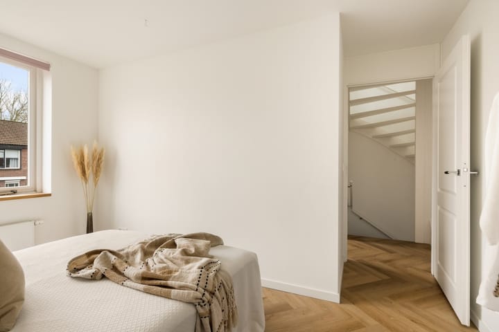 Foto 23 van Klompenmakerstraat 46