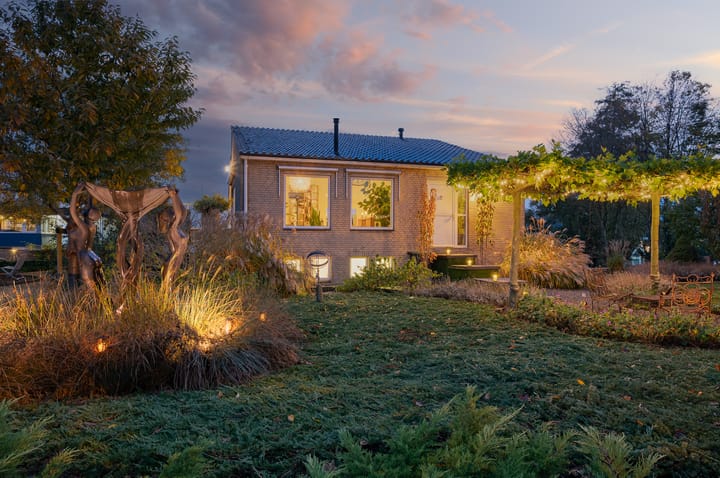 Foto 12 van Hoekeindseweg 111