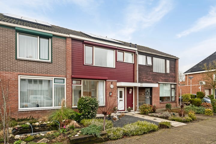 Foto 1 van I.C. van der Lindestraat 5