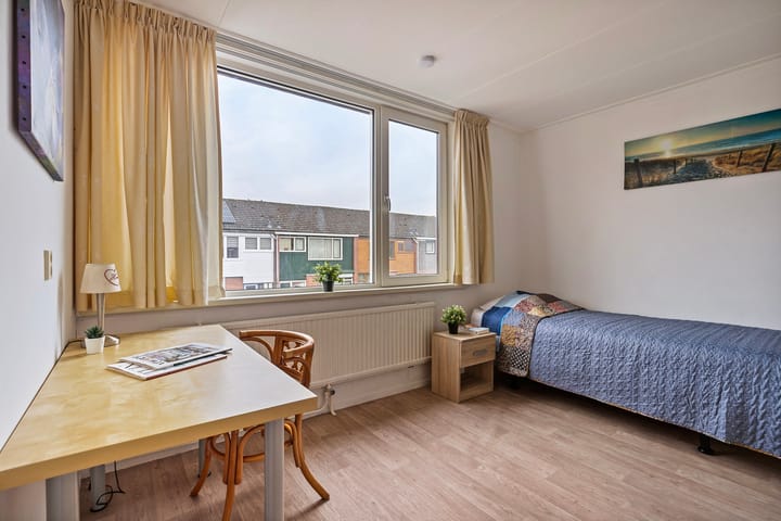 Foto 15 van I.C. van der Lindestraat 5