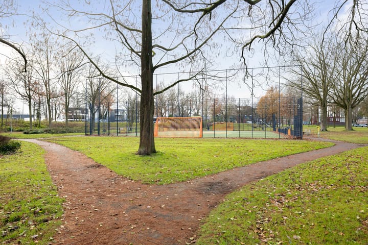 Photo 24 of Vechtstraat 21