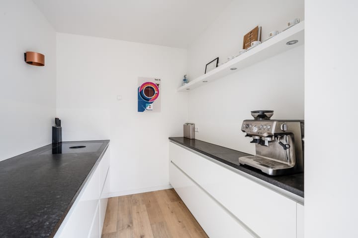 Foto 10 van Van Poelgeestlaan 87