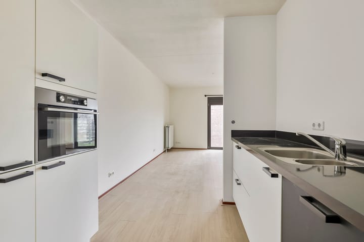 Foto 11 van Churchillplein 52