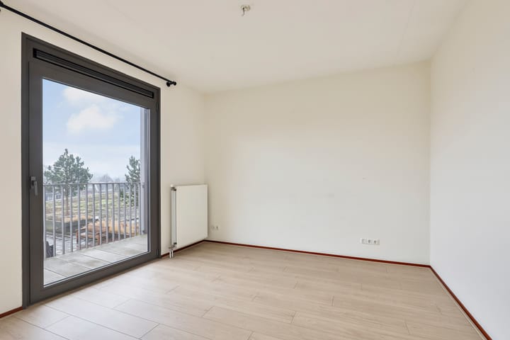 Foto 14 van Churchillplein 52