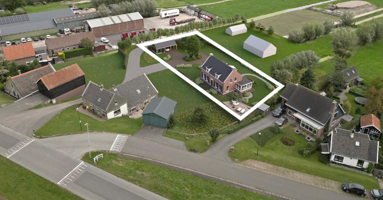 Bouwkavel nabij Nieuwe Veer