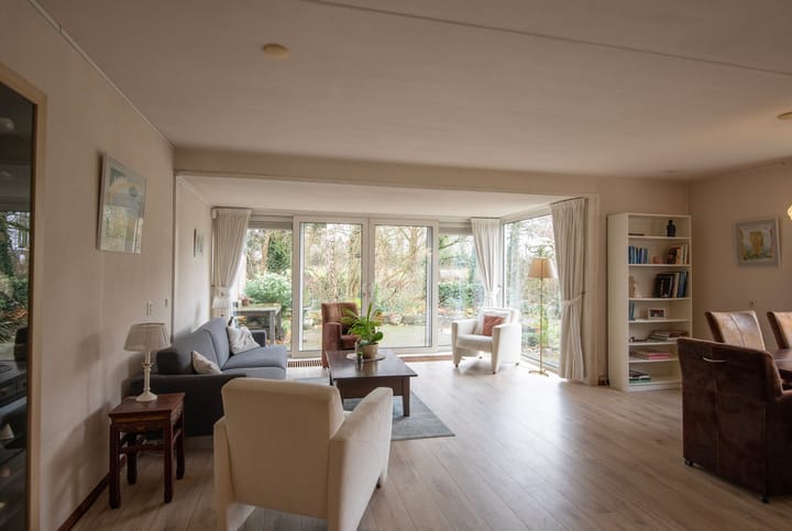 Foto 9 van Bachstraat 3