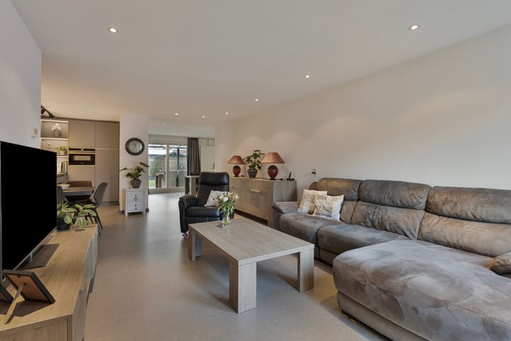 Foto 7 van Pastoor Hutschemakersstraat 20-A