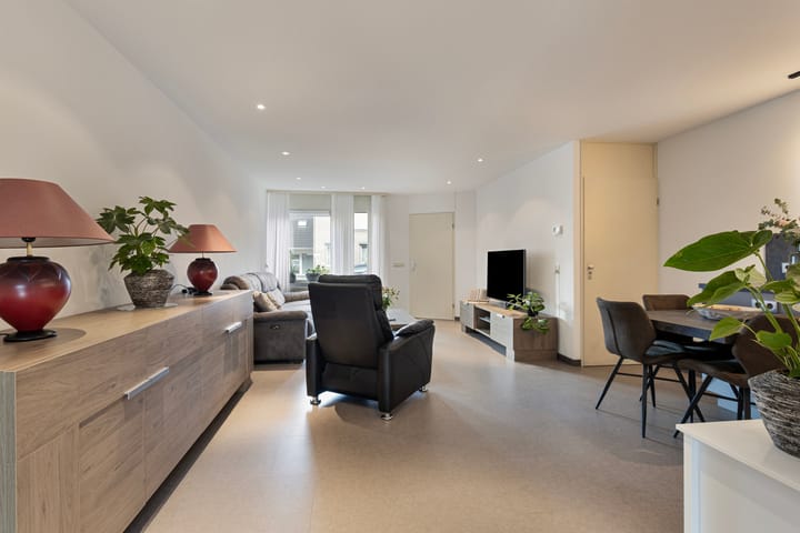 Foto 9 van Pastoor Hutschemakersstraat 20-A