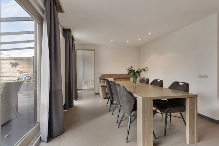 Foto 10 van Pastoor Hutschemakersstraat 20-A