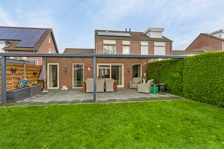 Foto 30 van Pastoor Hutschemakersstraat 20-A