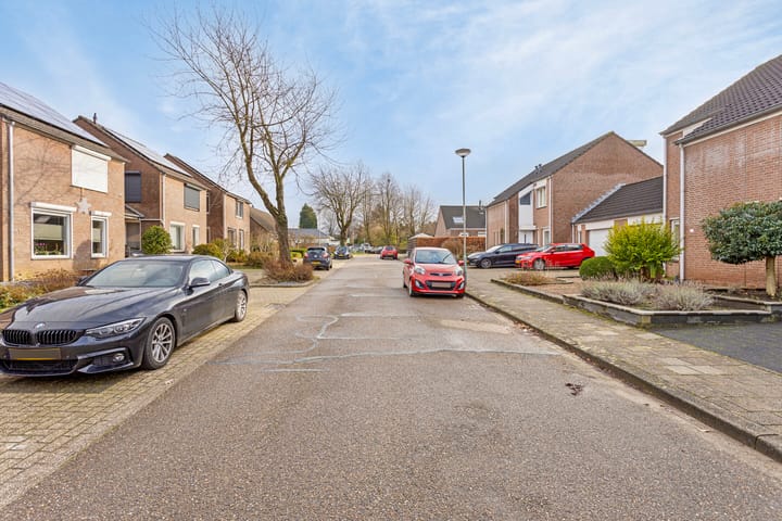 Foto 32 van Pastoor Hutschemakersstraat 20-A