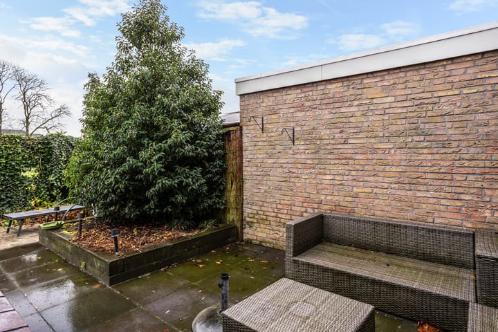 Foto 9 van Betsy Trompetterstraat 8