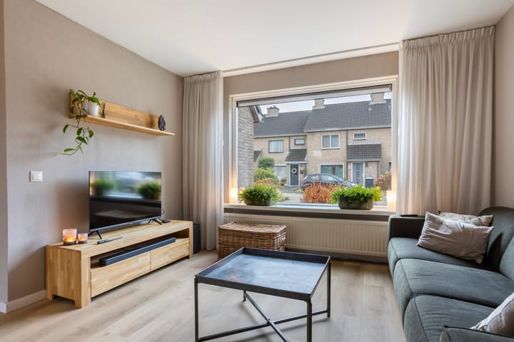 Foto 18 van Betsy Trompetterstraat 8