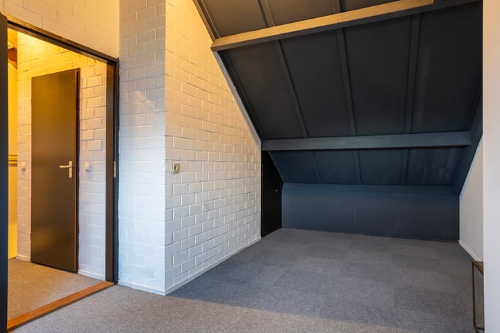 Foto 39 van Betsy Trompetterstraat 8