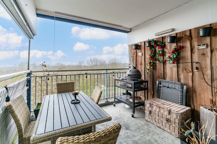 Foto 11 van Adama van Scheltemaplein 37