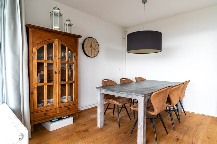 Foto 15 van Adama van Scheltemaplein 37