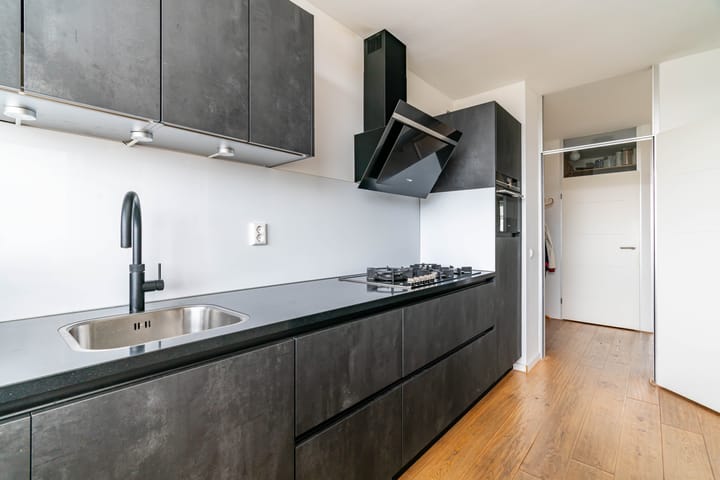 Foto 18 van Adama van Scheltemaplein 37