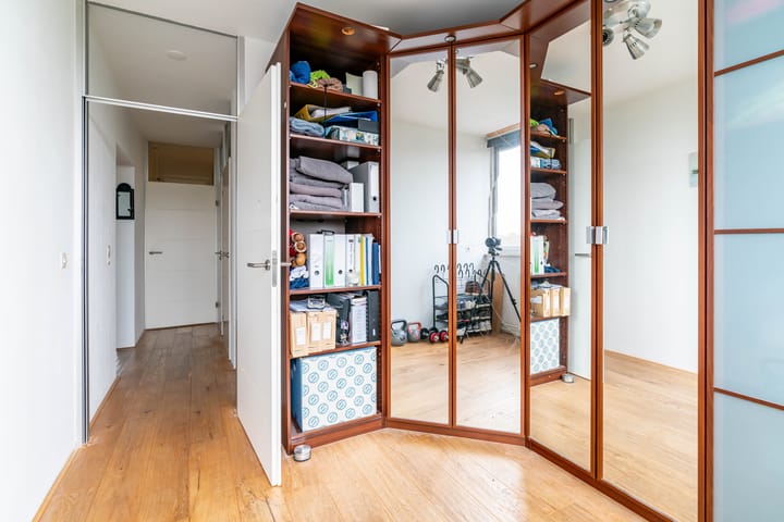 Foto 23 van Adama van Scheltemaplein 37