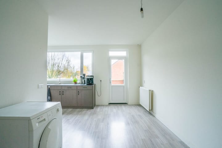 Foto 13 van Utrechtplein 6