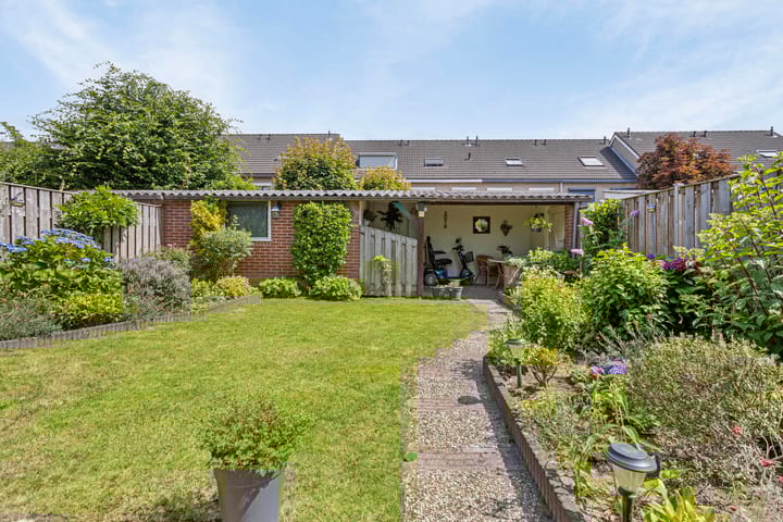 Foto 31 van Basaltstraat 38