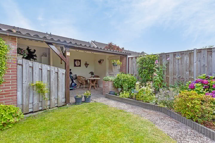 Foto 34 van Basaltstraat 38